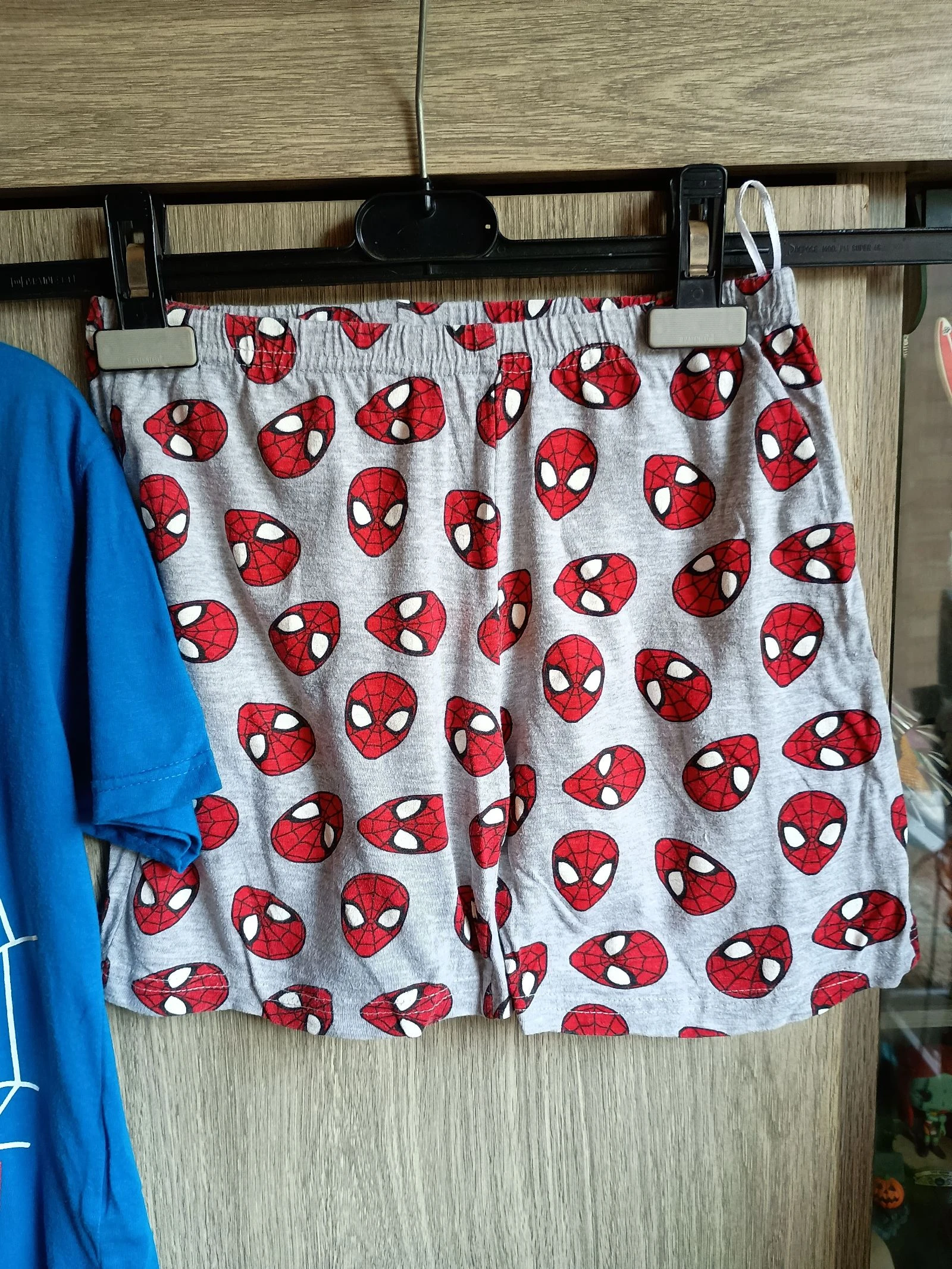 Pijama corto con Spiderman, talla 116-122 – photo 3